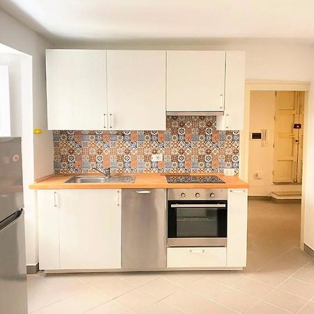 Amaranto Apartment ตราปานี ภายนอก รูปภาพ
